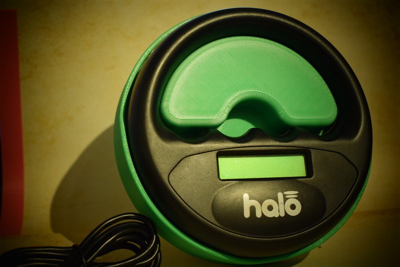 Green Halo holder with the reader docked